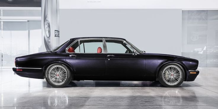 jaguar xj6.jpg