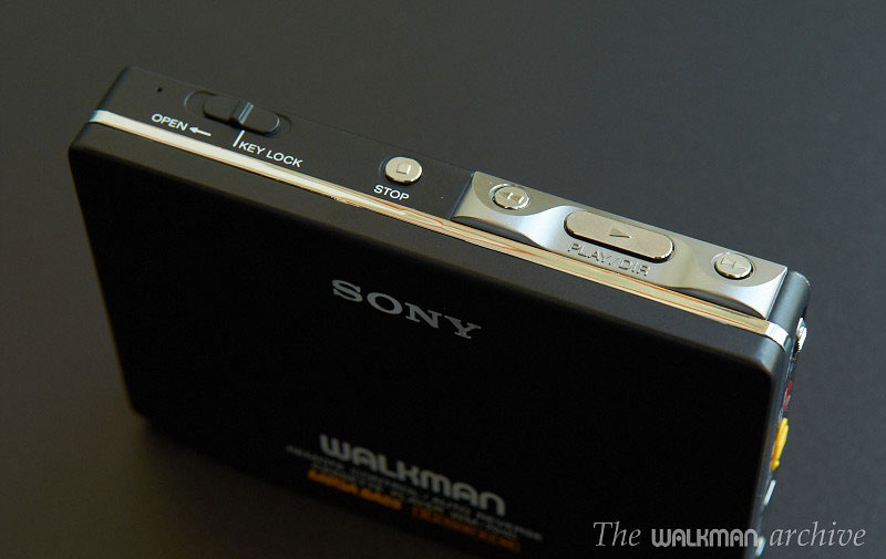 sony_wm-701c_08.jpg