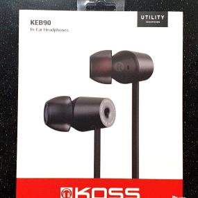 [사진] KOSS 유틸리티 시리즈 KEB90 = 튼튼한 사운드의 이어폰