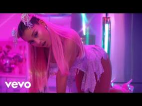 7 rings_Ariana Grande